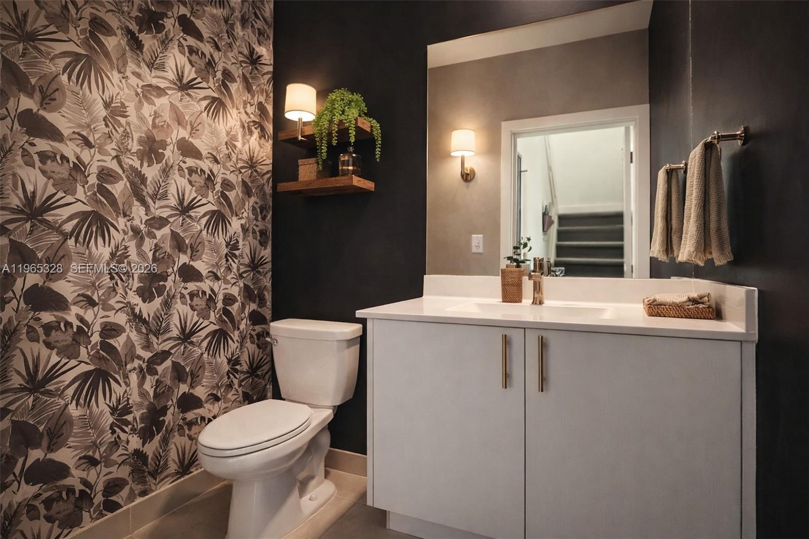 DOWNTOWN DORAL SOUTH PHAS - Residential