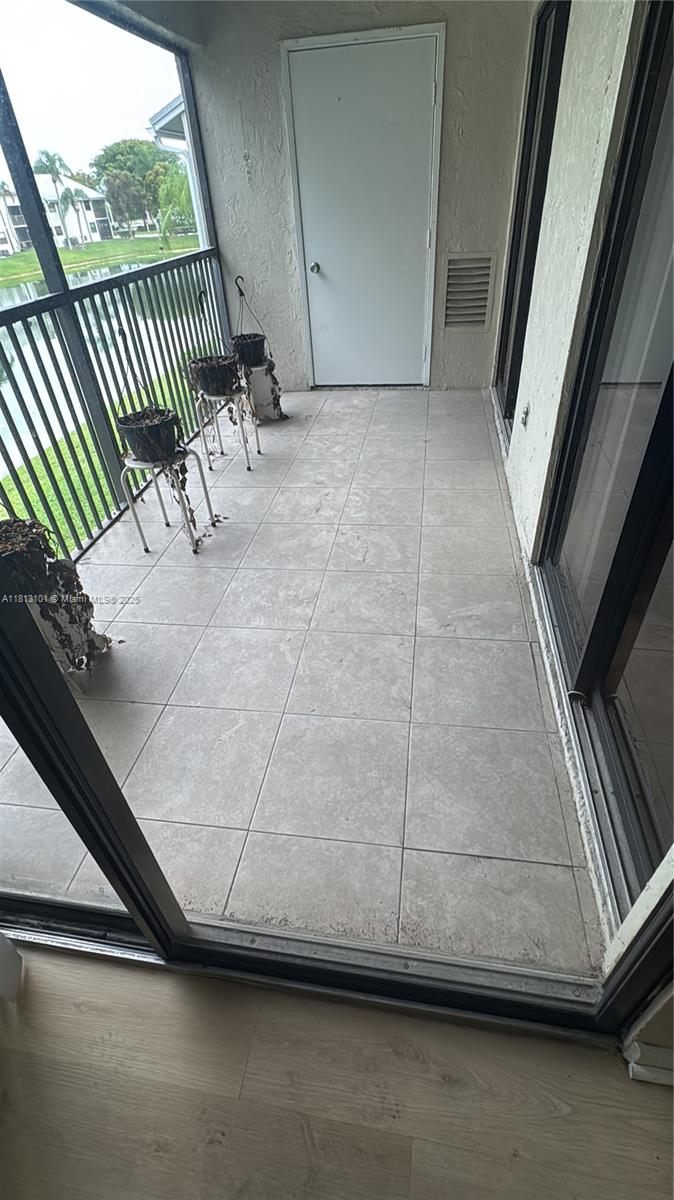 LAKESHORE CONDO #2 - Residential Lease
