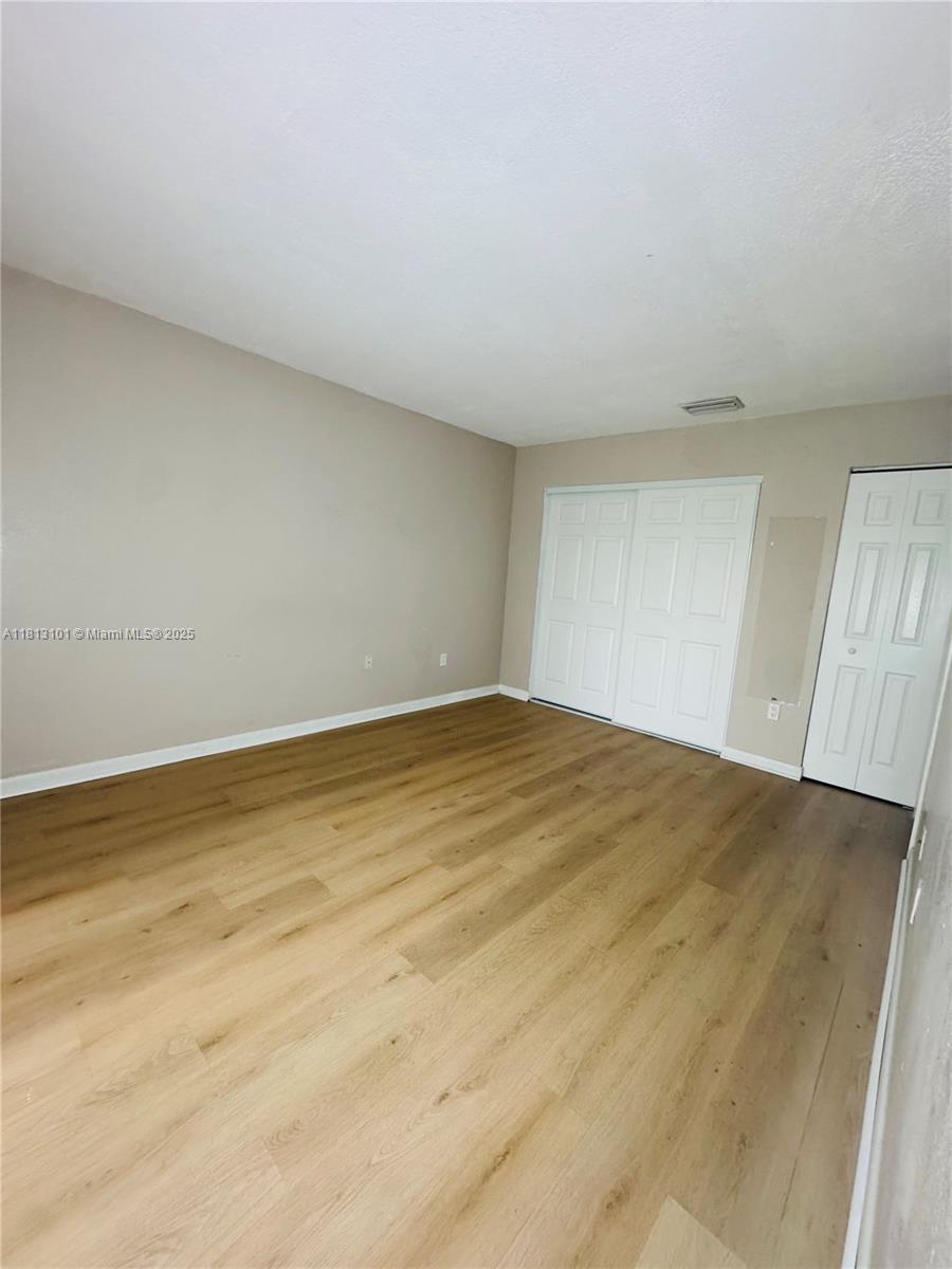 LAKESHORE CONDO #2 - Residential Lease