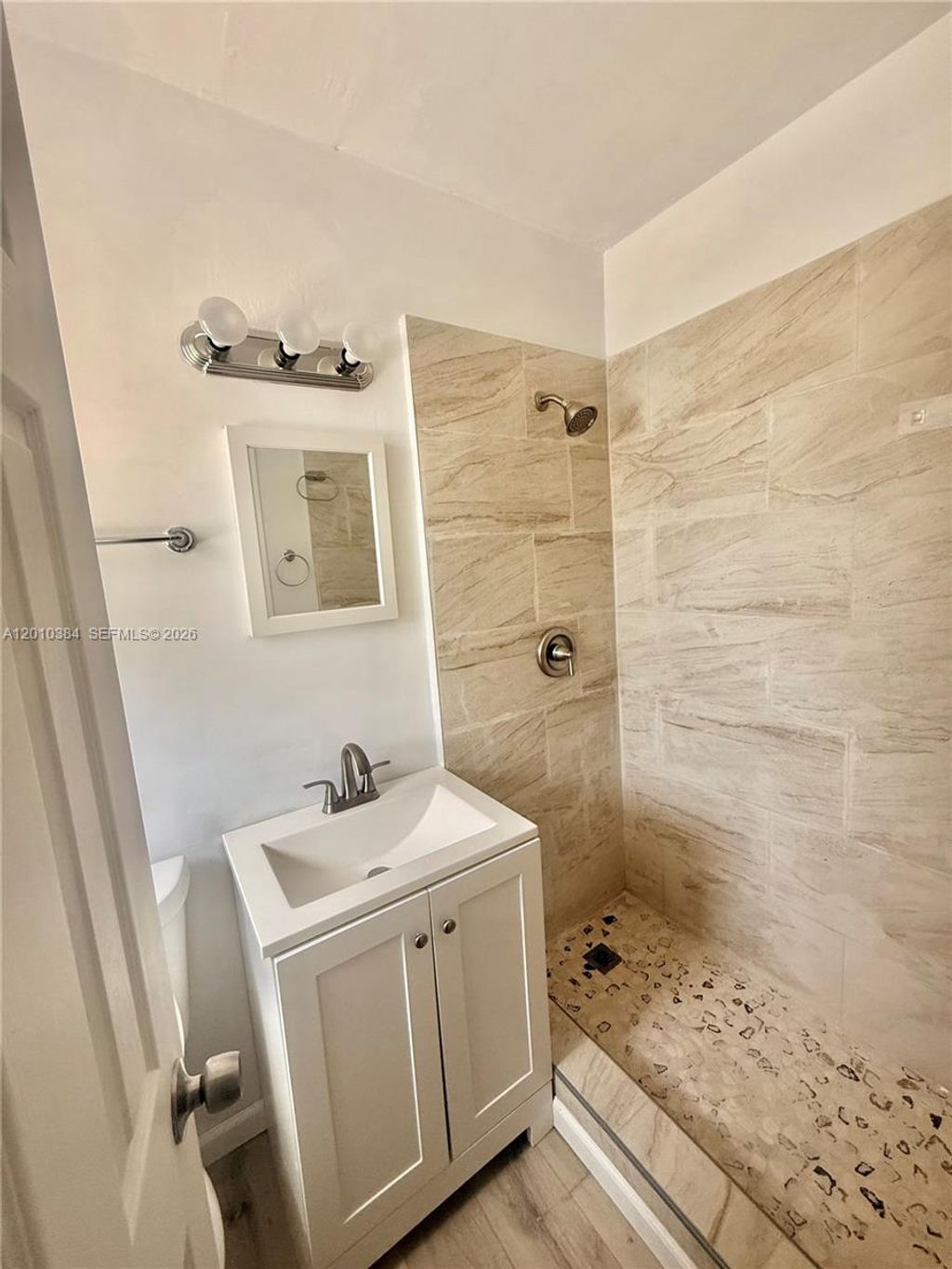 Photo of 1903 Thomas St #6, Hollywood, FL 33020 (MLS # A12010384)