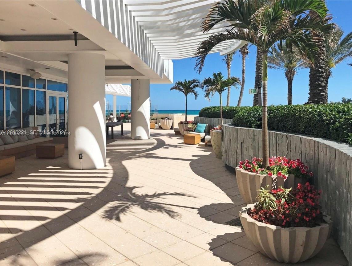 CENTRAL CARILLON BEACH CO - Residential