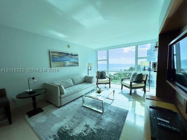 6801 Collins Ave 718 (deed 707)