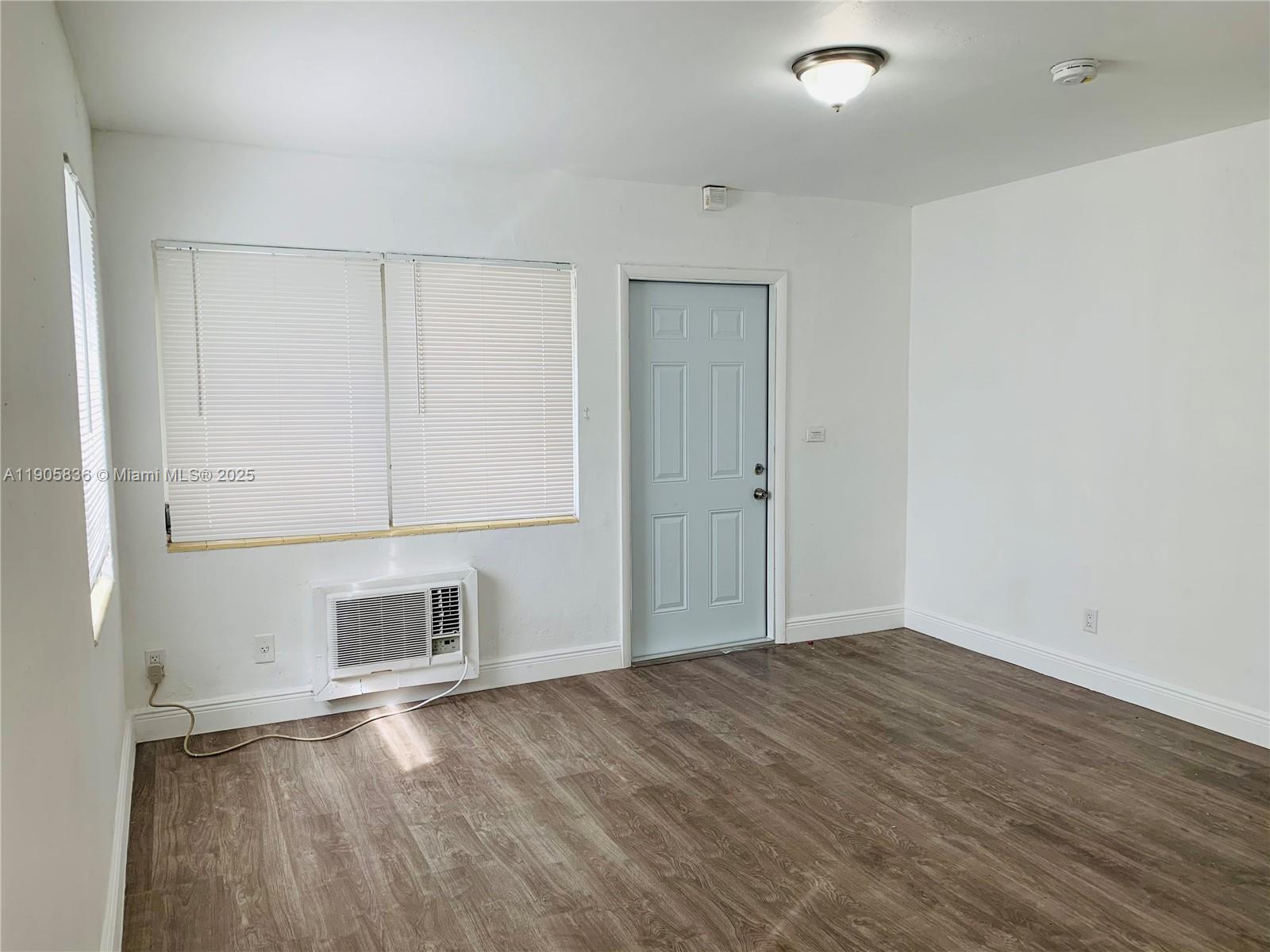 BISCAYNE HEIGHTS - Residential Lease