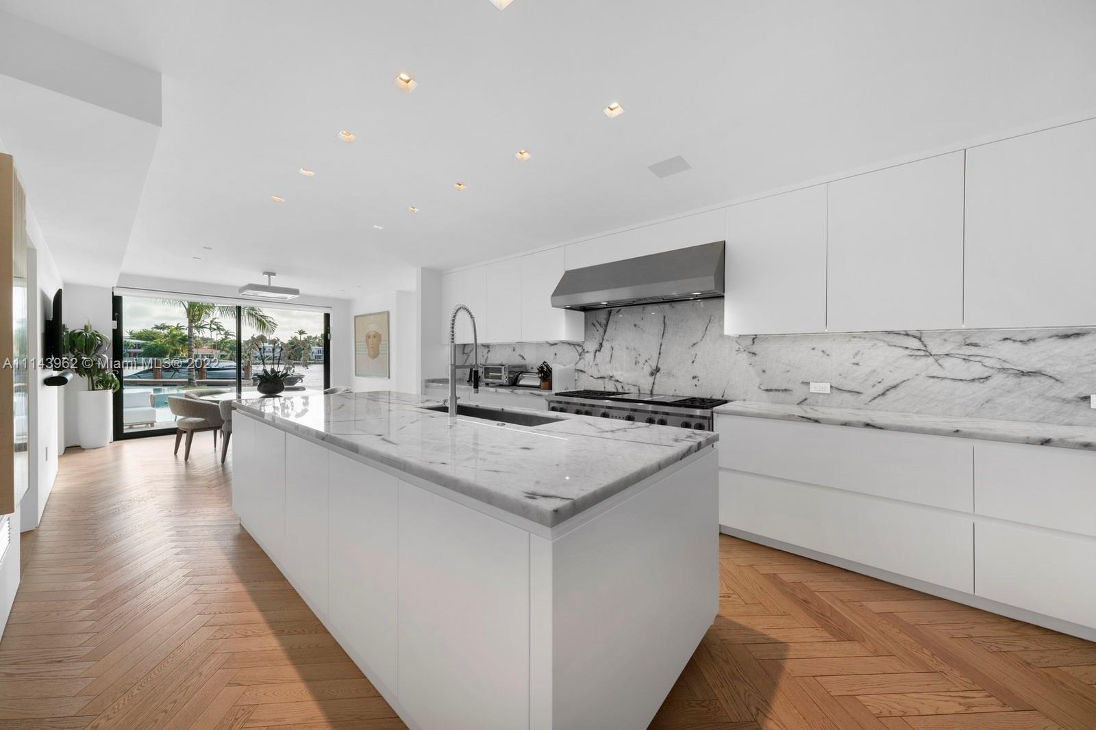 LAKE VIEW SUB - Residential