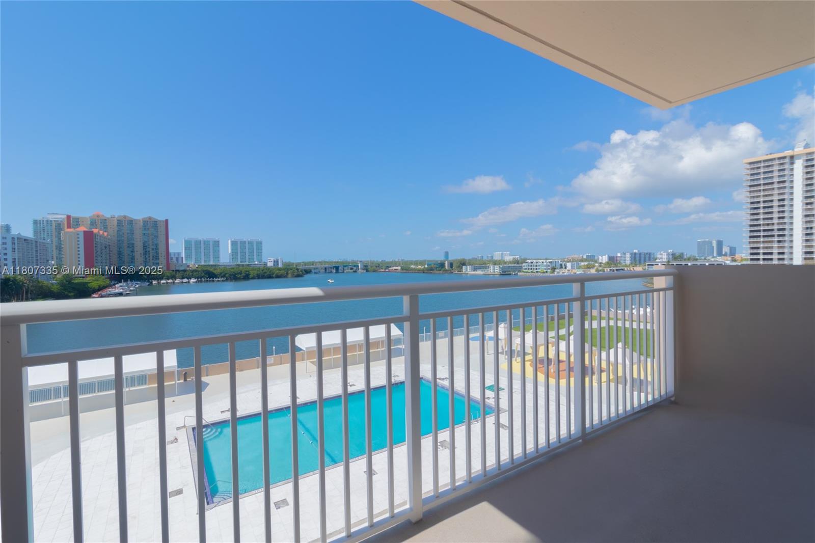 250 174th St 601