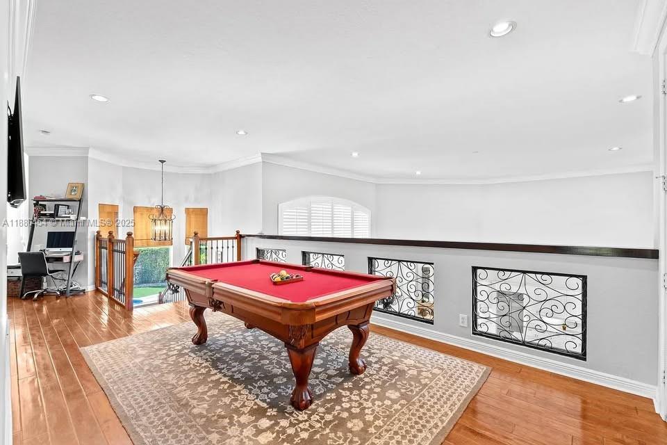 IN THE PINES - Residential Lease