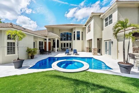 8948 Pinebrook Ct - Parkland FL 33067