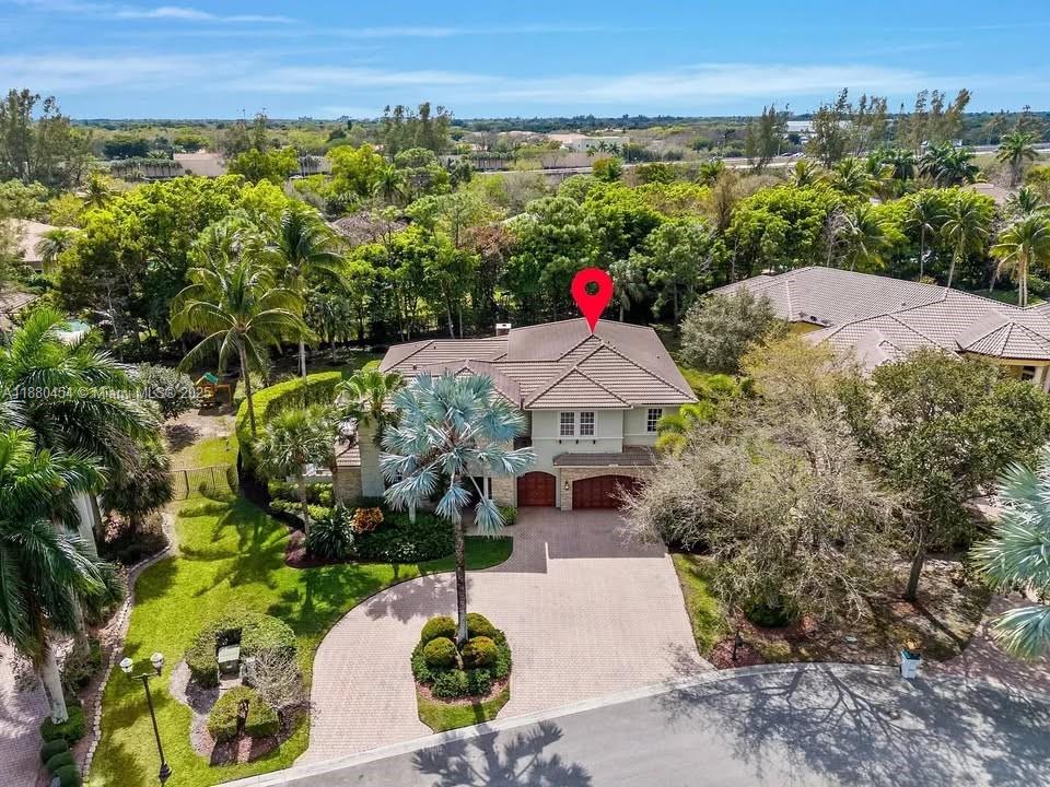 IN THE PINES - Residential Lease