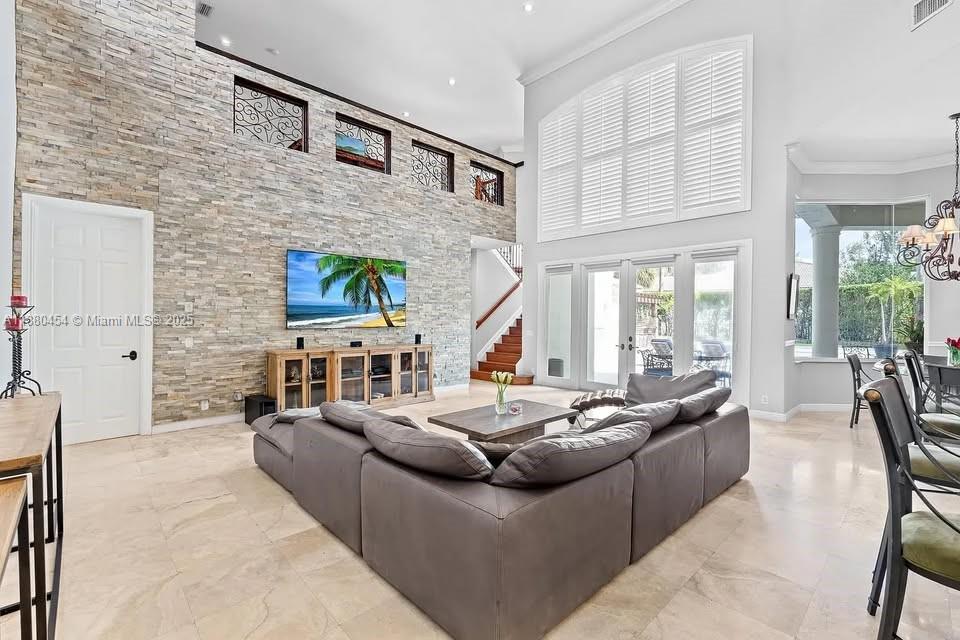 IN THE PINES - Residential Lease