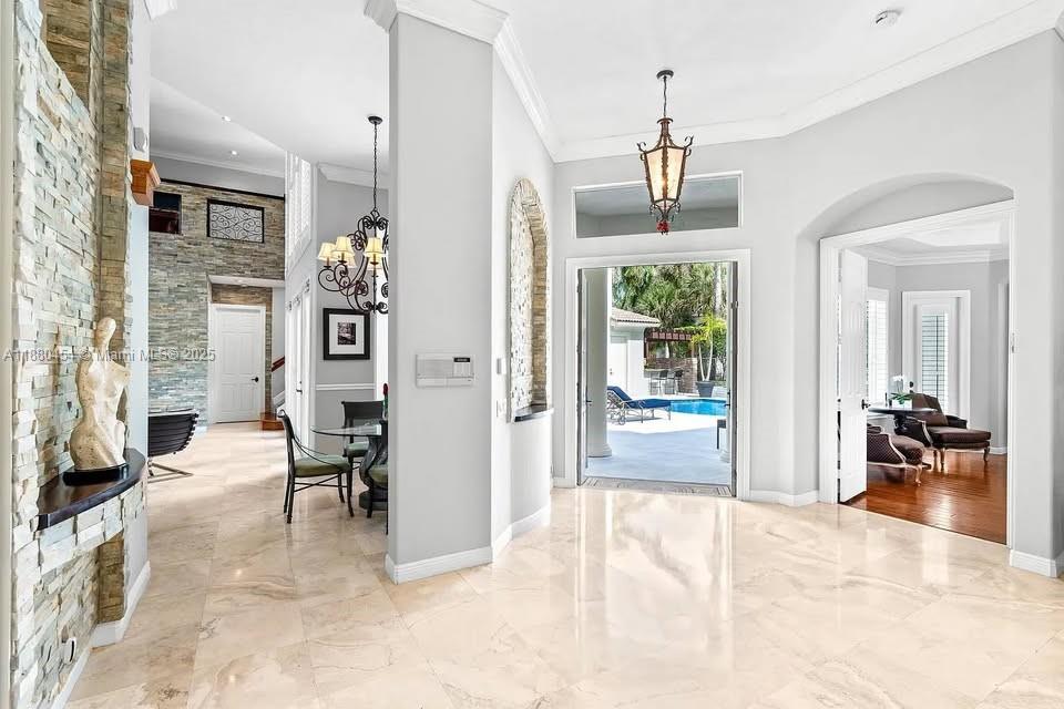 8948 Pinebrook Ct -