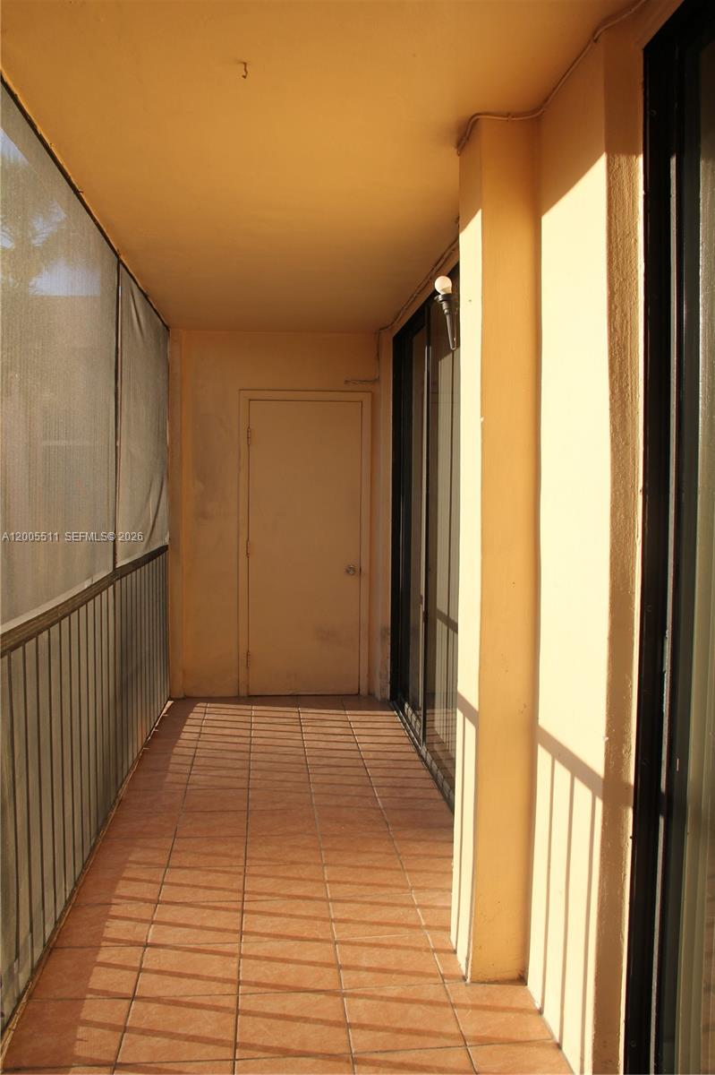 HORIZONS WEST CONDO #8 - Residential Lease