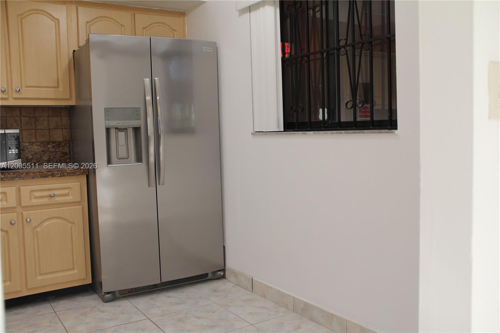HORIZONS WEST CONDO #8 - Residential Lease