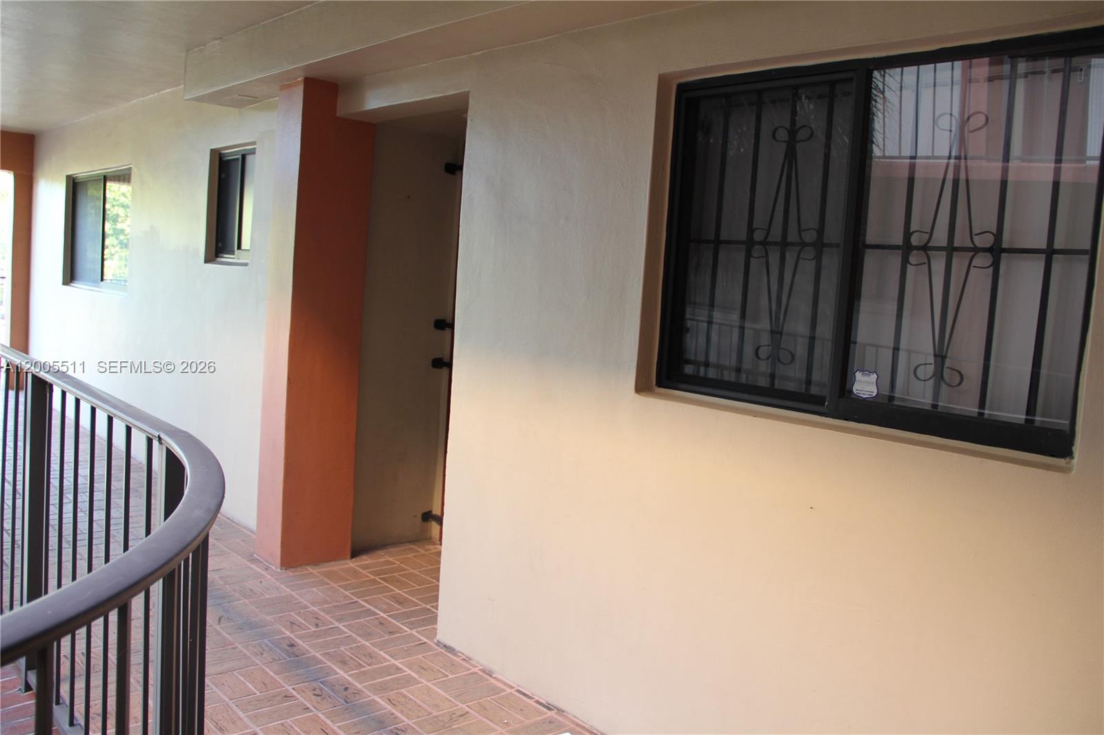 HORIZONS WEST CONDO #8 - Residential Lease