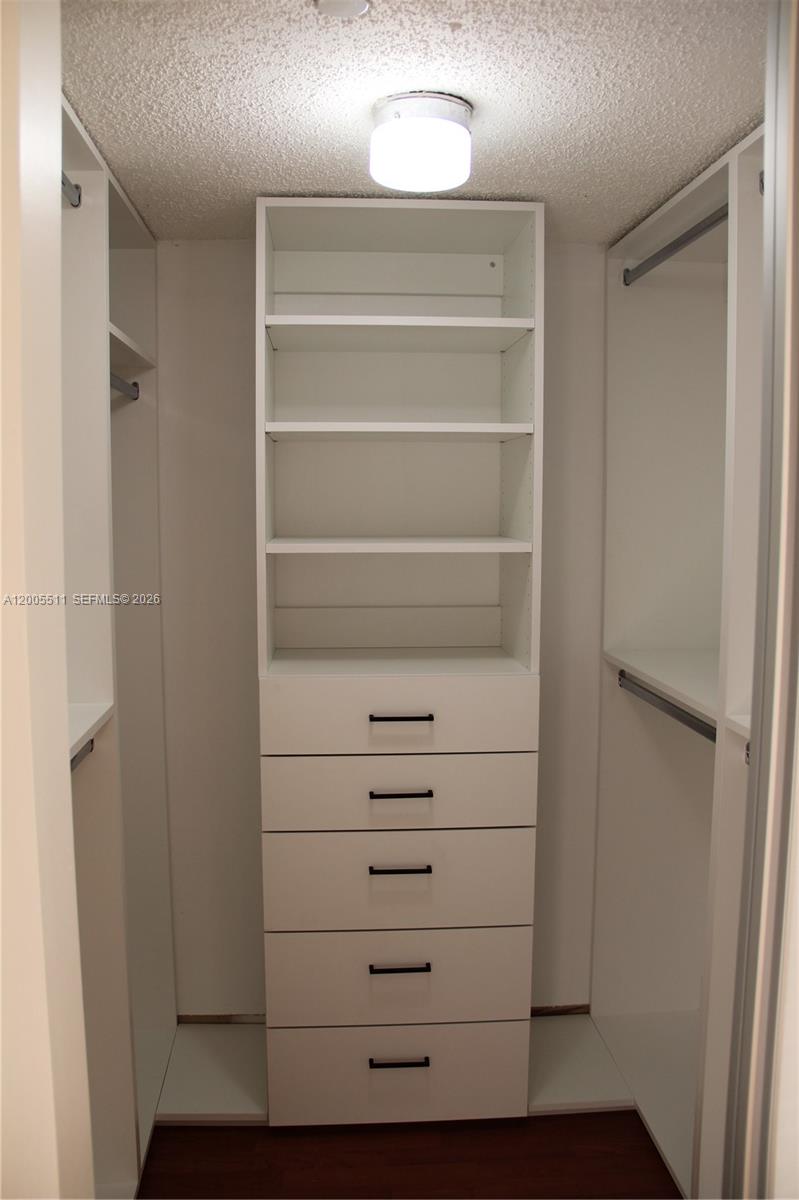 HORIZONS WEST CONDO #8 - Residential Lease