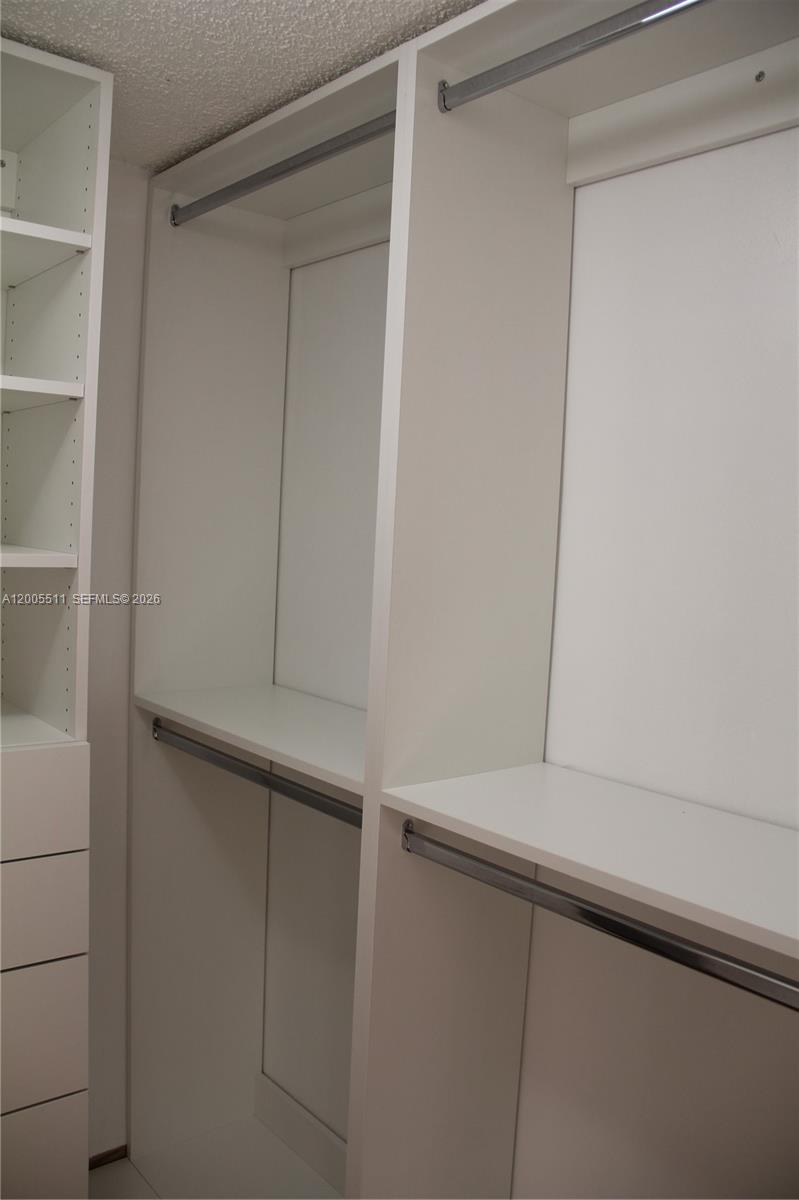 HORIZONS WEST CONDO #8 - Residential Lease