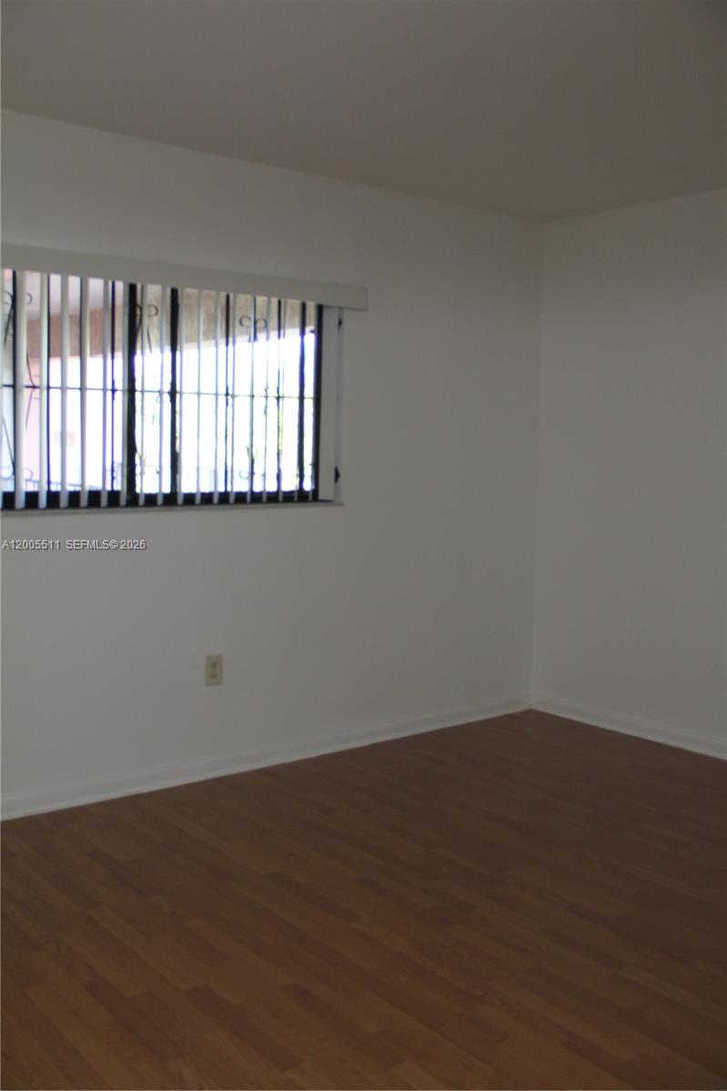 HORIZONS WEST CONDO #8 - Residential Lease