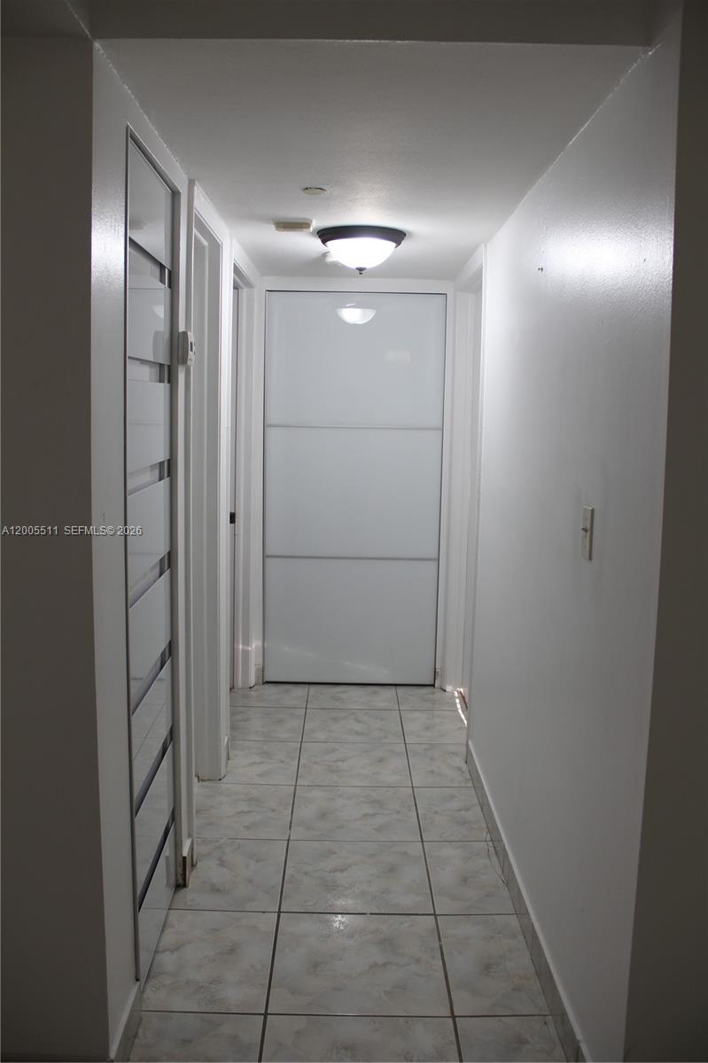 HORIZONS WEST CONDO #8 - Residential Lease