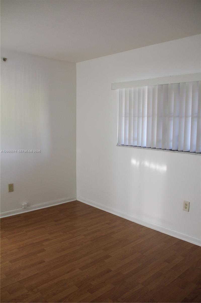 HORIZONS WEST CONDO #8 - Residential Lease