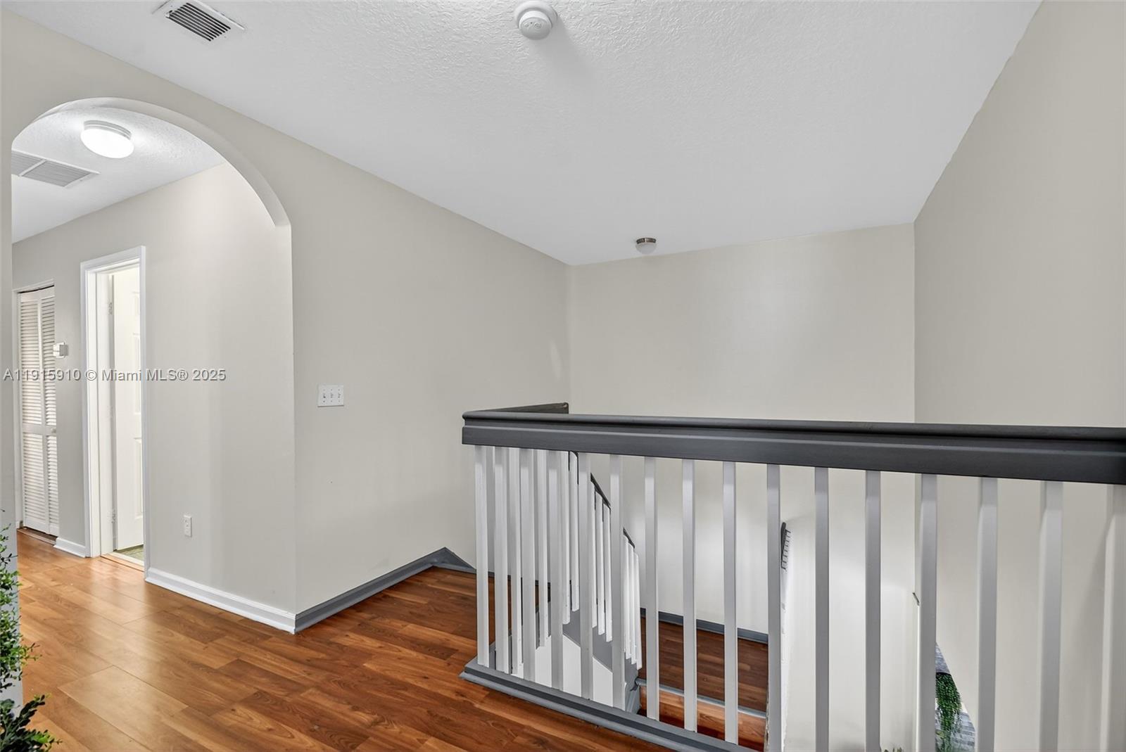 MADISON GREEN 1 PAR B - Residential