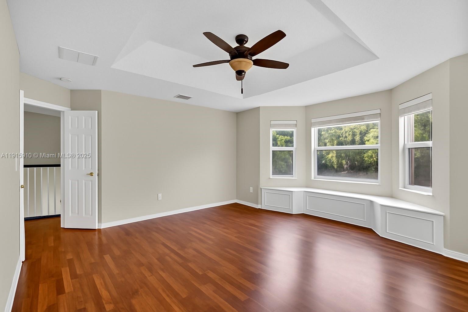 MADISON GREEN 1 PAR B - Residential