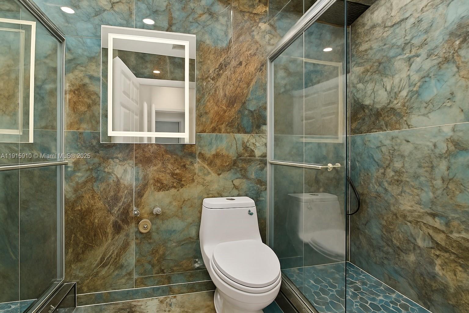 MADISON GREEN 1 PAR B - Residential