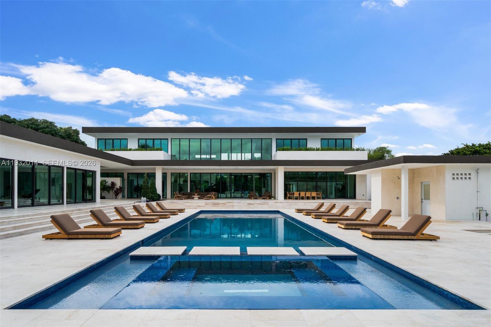 CHAMBERS SUB SW1/4 - Residential