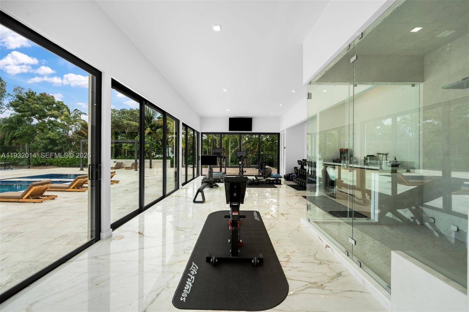 CHAMBERS SUB SW1/4 - Residential