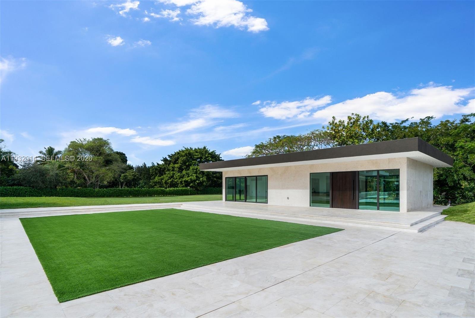 CHAMBERS SUB SW1/4 - Residential