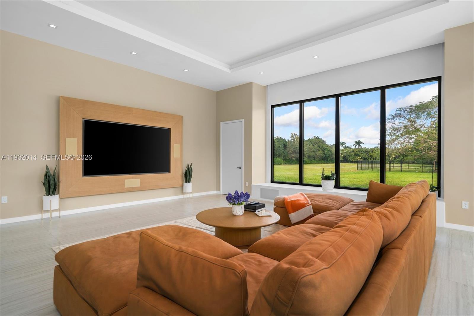 CHAMBERS SUB SW1/4 - Residential