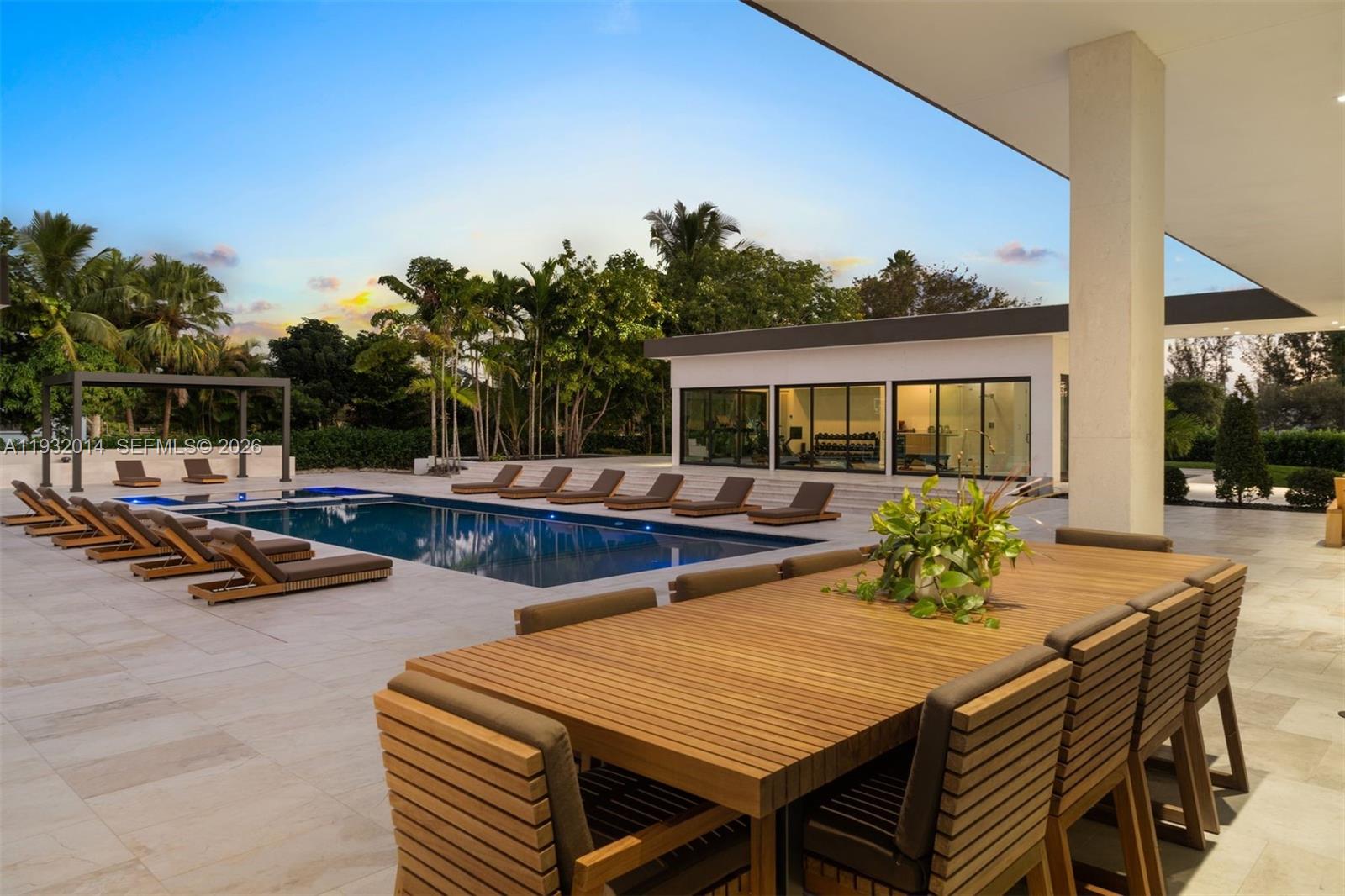 CHAMBERS SUB SW1/4 - Residential