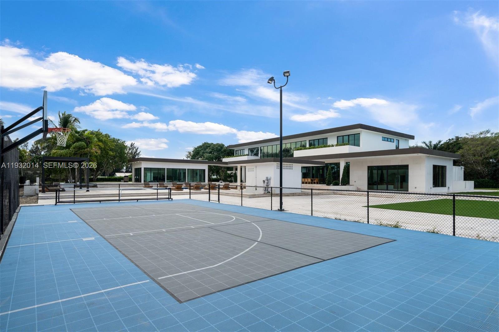 CHAMBERS SUB SW1/4 - Residential