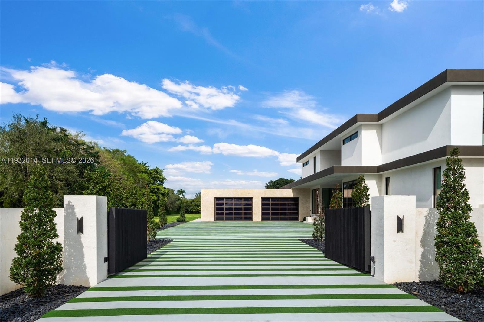 CHAMBERS SUB SW1/4 - Residential