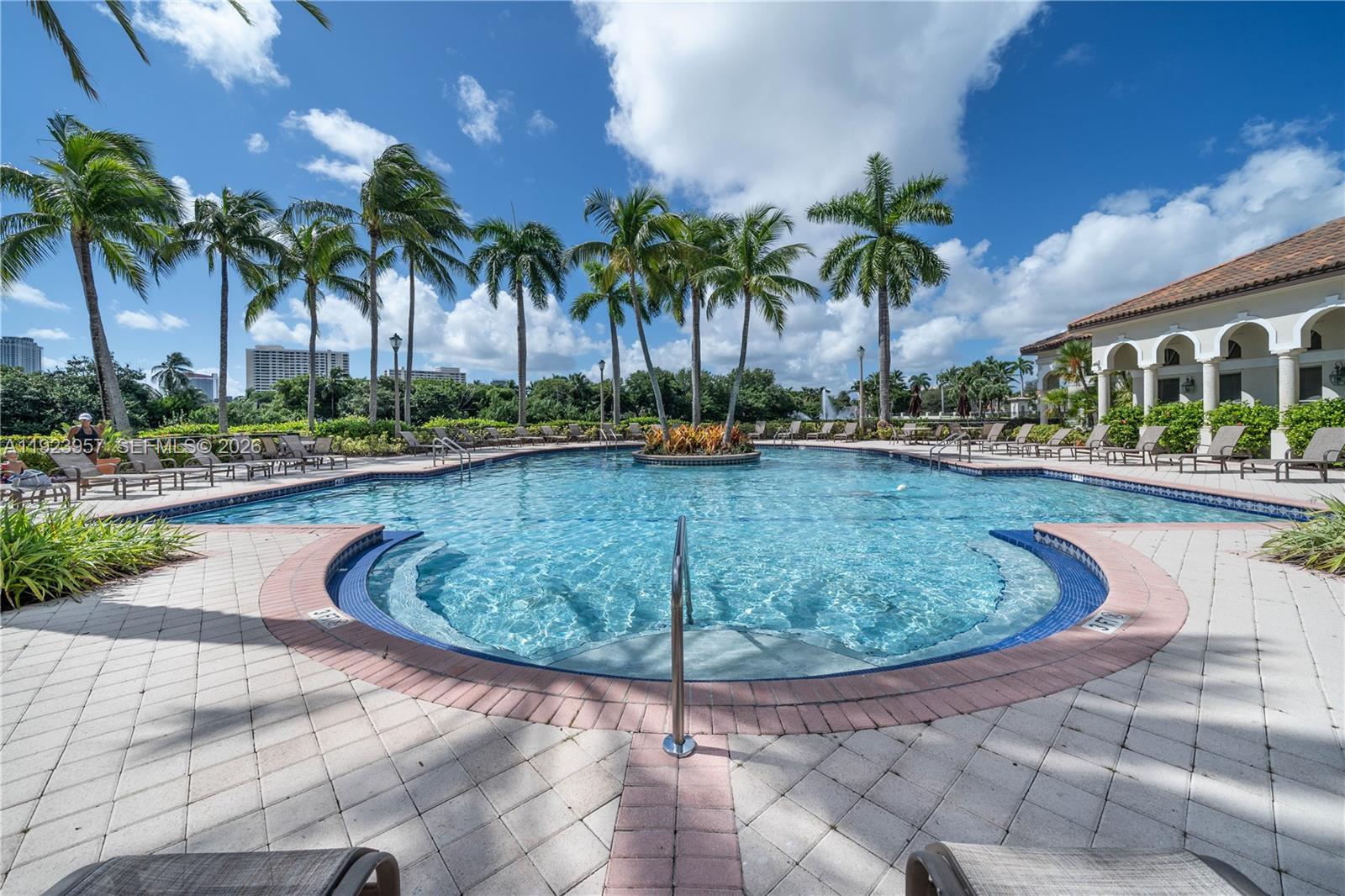 THREE ISLANDS 3RD SECTION - Residential