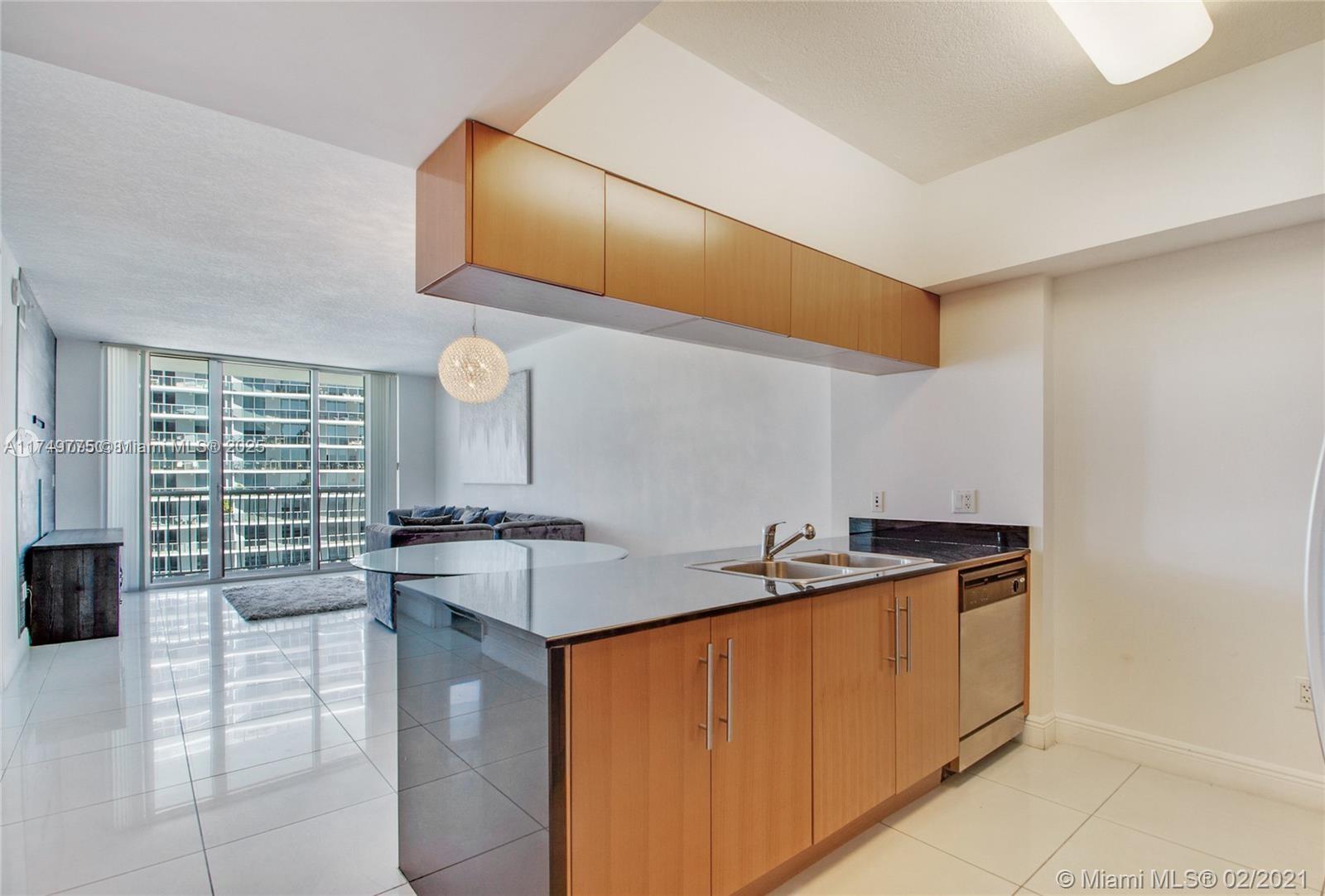 OPERA TOWER CONDO - Residential