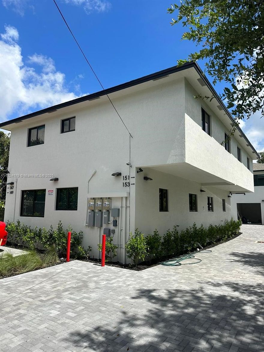 Have a look at this BRAND NEW fourplex in the heart of Miami! All units are very spacious and each has 4 bedrooms, and the driveway has space for up to 8 vehicles. This property is a great investment, nestled in the middle of Miami and minutes from the highway there will always be a demand for units like this. Not only could you make up to $15,600 per month with nearly zero work, it is sure to appreciate greatly in the upcoming years. These don't come across the market very often so be sure to not miss this opportunity for a turn key brand new fourplex in the heart of Miami!