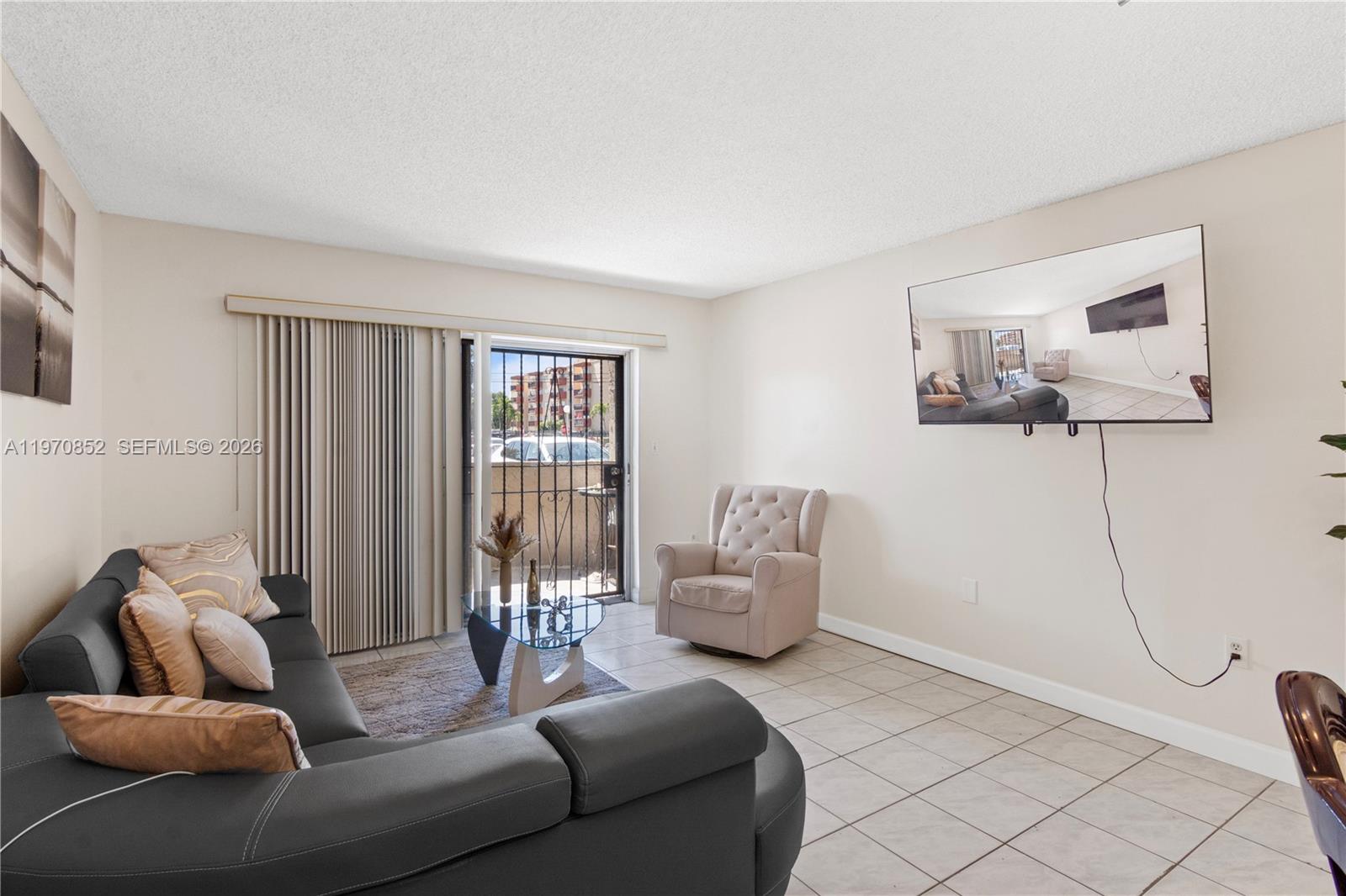 EL CID CONDO - Residential