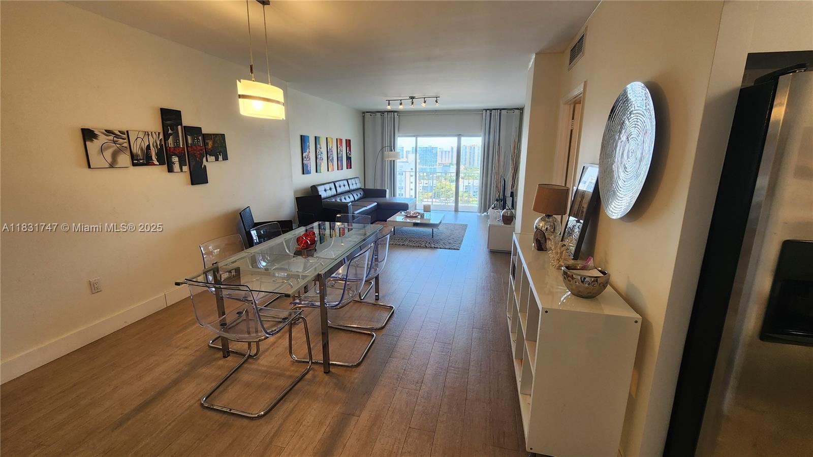 500 Bayview Dr 1725