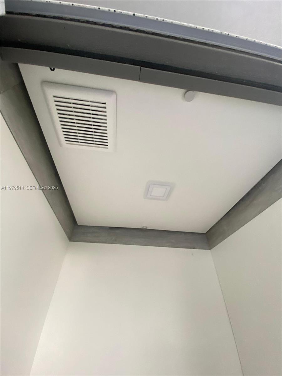 LIBERIA - Residential