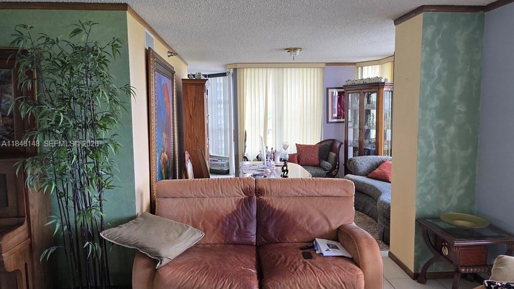 MYSTIC POINTE TOWER 600 C - Residential