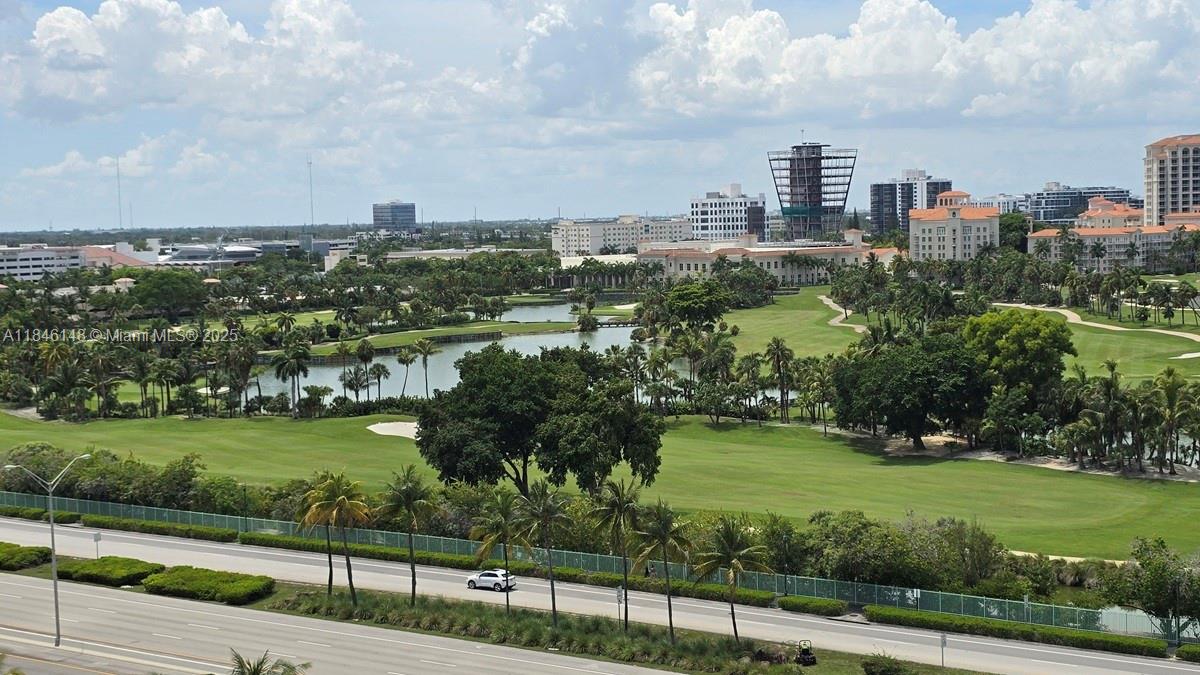 MYSTIC POINTE TOWER 600 C - Residential