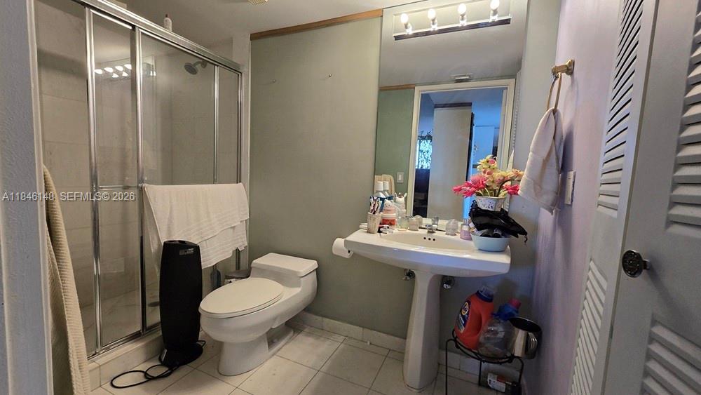 MYSTIC POINTE TOWER 600 C - Residential