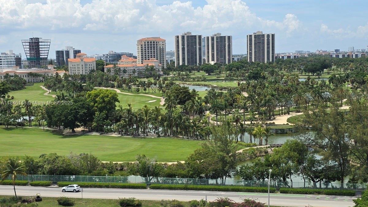 MYSTIC POINTE TOWER 600 C - Residential