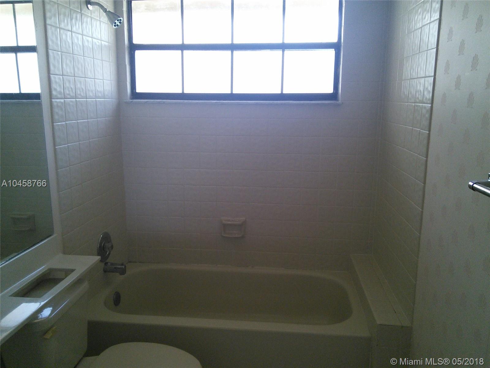 Mariner Village Townhouse - Residential Lease