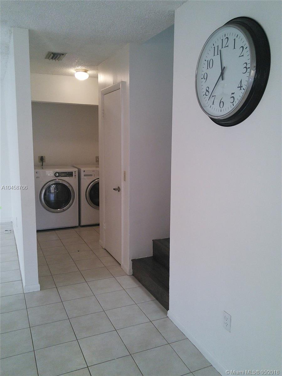 Mariner Village Townhouse - Residential Lease