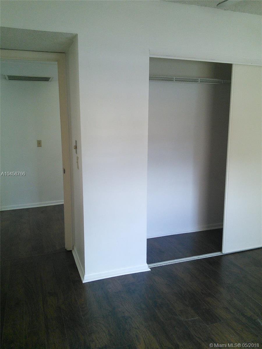 Mariner Village Townhouse - Residential Lease