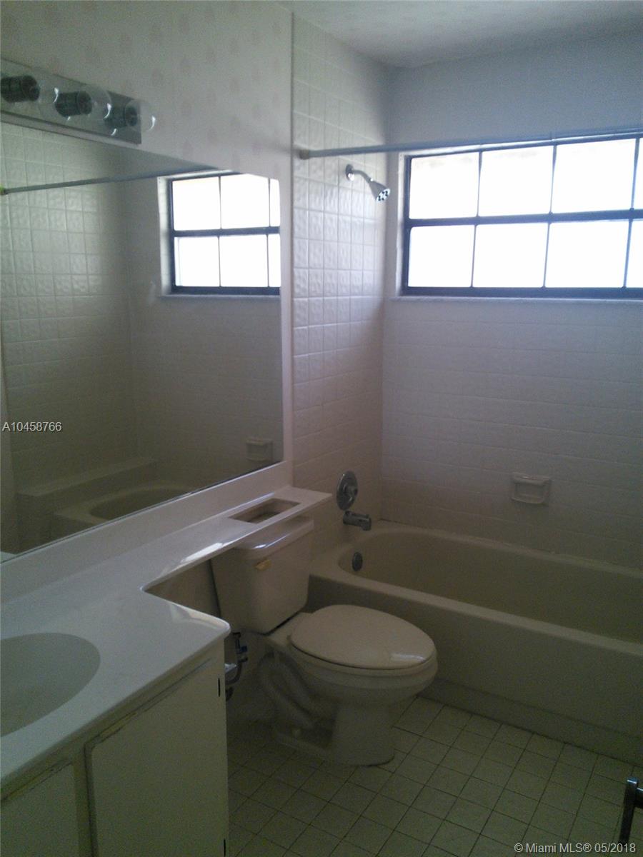 Mariner Village Townhouse - Residential Lease