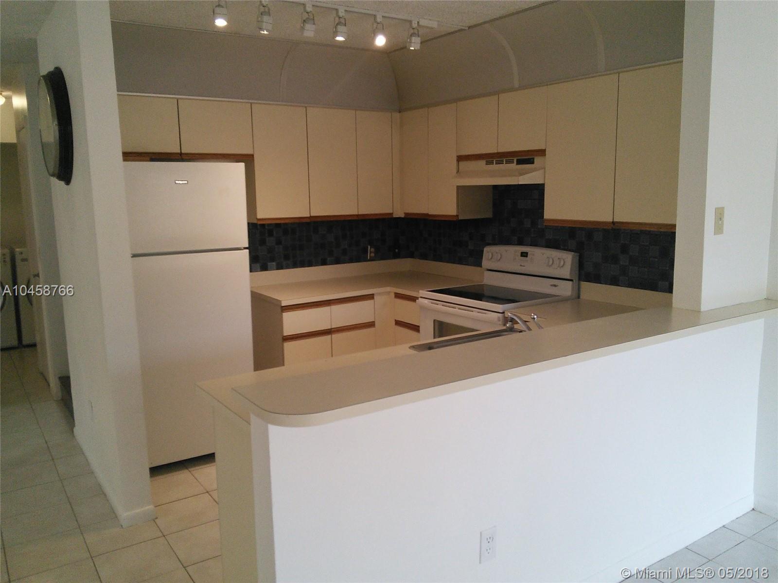 Mariner Village Townhouse - Residential Lease