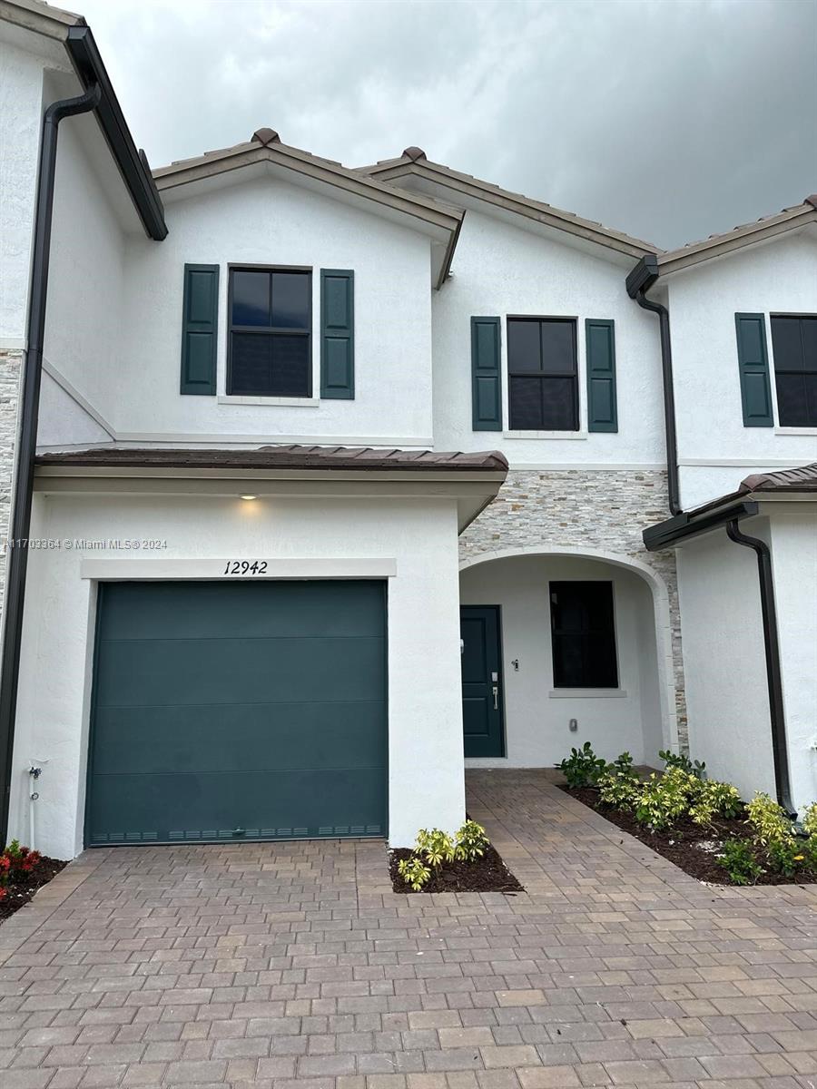Rental Property at 12942 Sw 231 St 12942, Miami, Broward County, Florida - Bedrooms: 3 
Bathrooms: 3  - $2,800 MO.