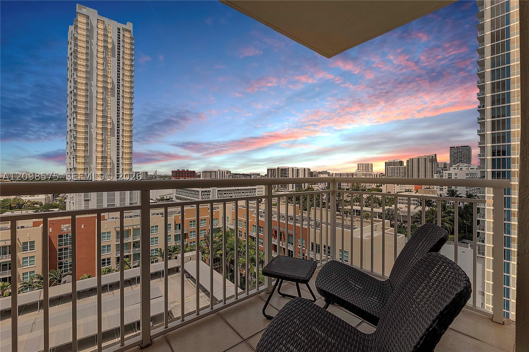 2000 N Bayshore Dr 1401