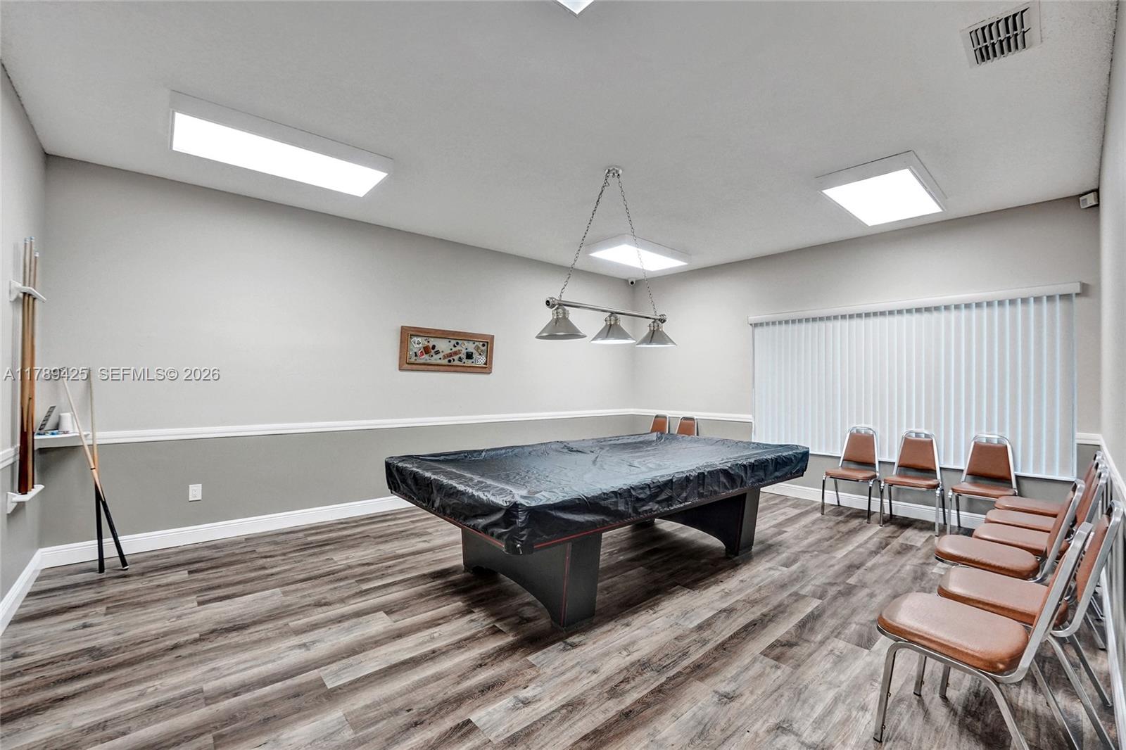 SUNRISE LAKES 194 CONDO - Residential